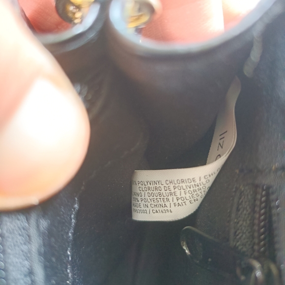 Vintage Y2K Liz Claiborne Shoulder Bag with Gold Chain Strap - Picture 9 of 9